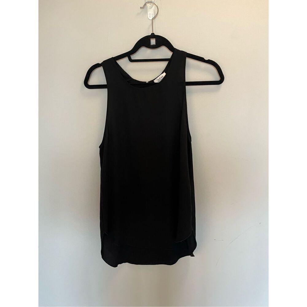 Wilfred Aritzia black tank top size medium